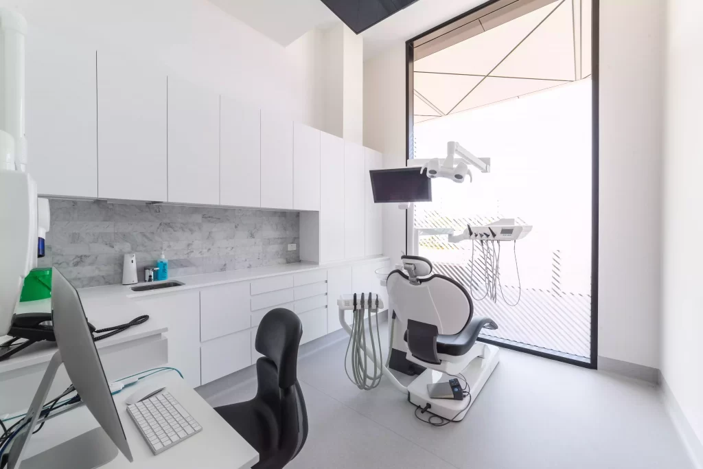 Prosthodontist fitout solution